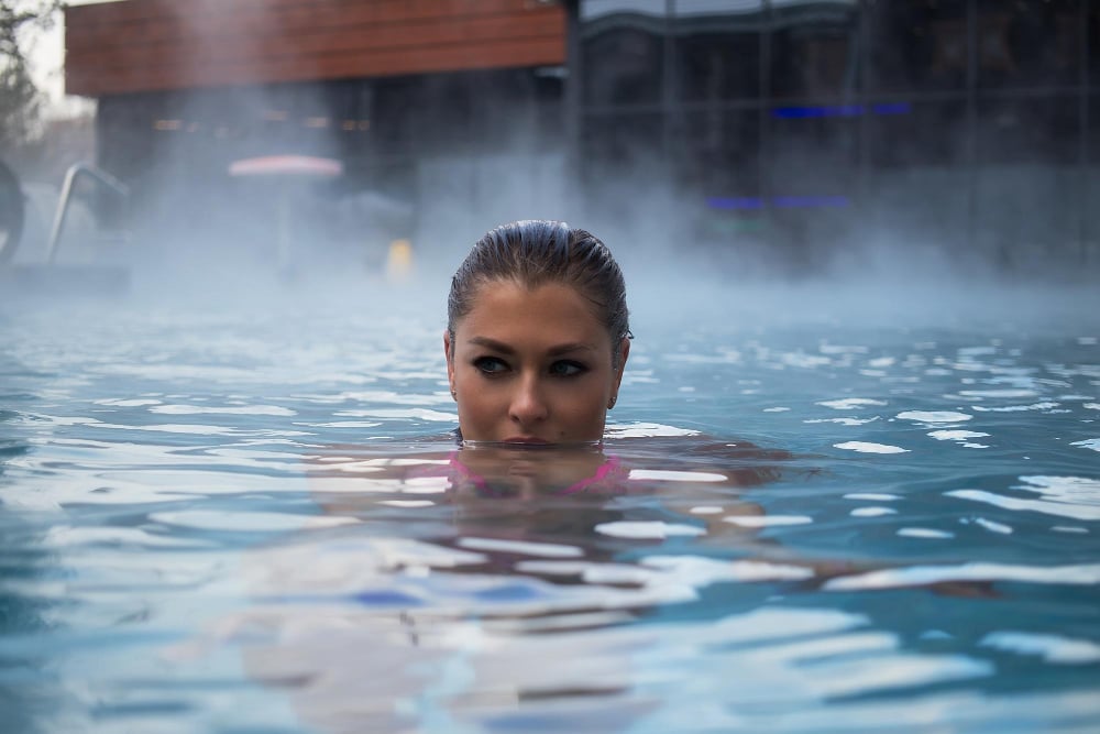 Bassins thermaux avec vapeur et hammam relaxation